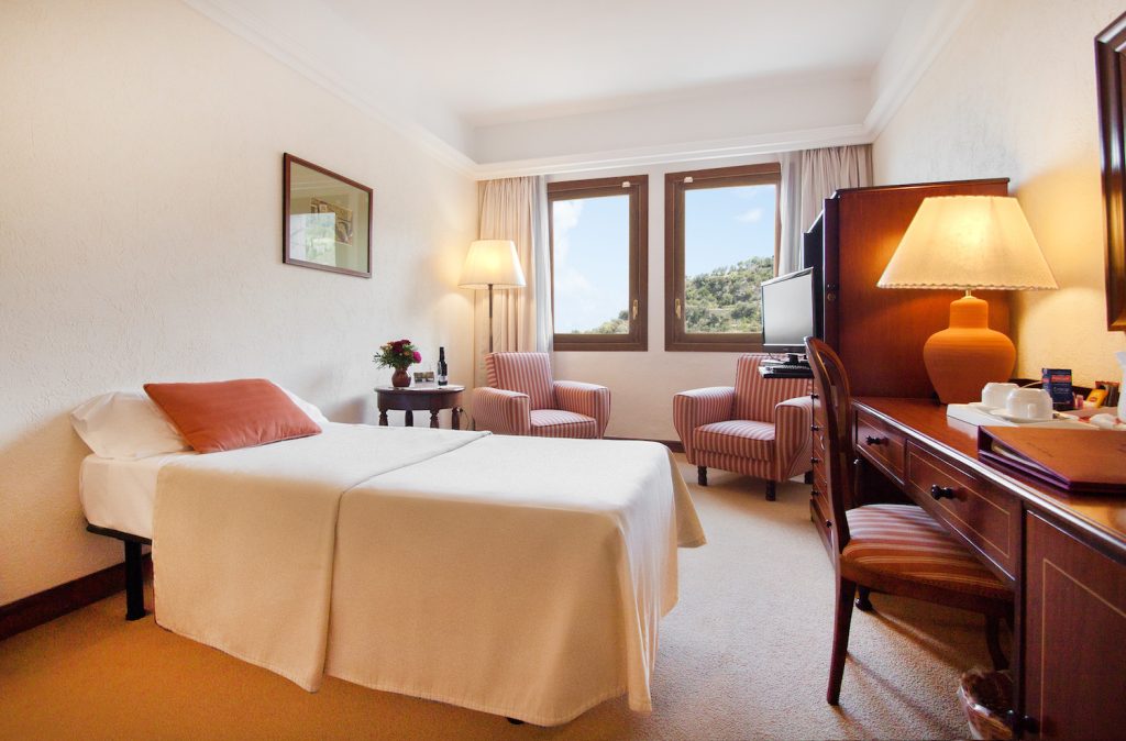 habitacion-hotel-es-moli-deia-mallorca-familiar-3